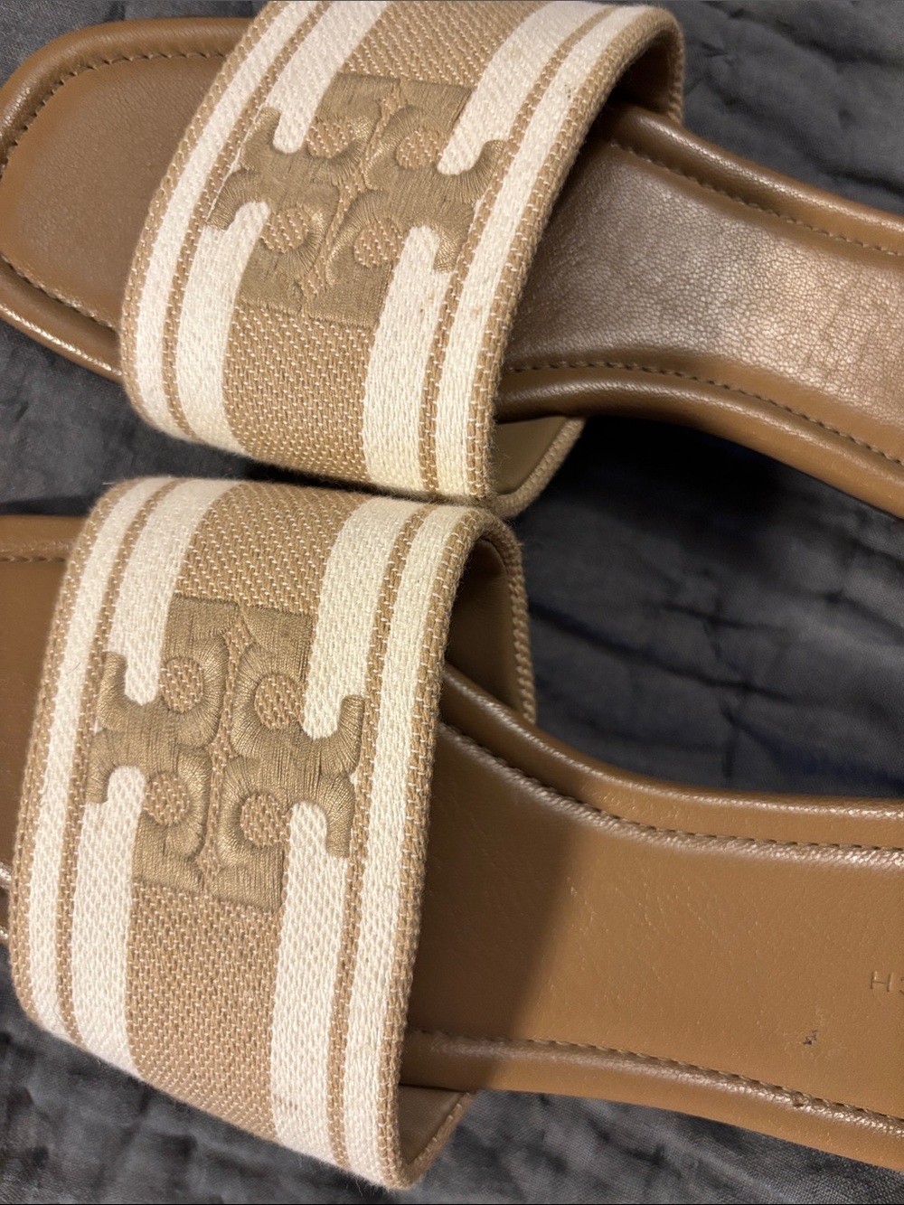 Tory Burch Beige and Cream Canvas Slide Sandals - Picture 3 of 4